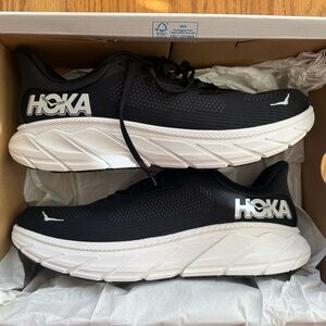 HOKA Men's Arahi 7 Size 11.5